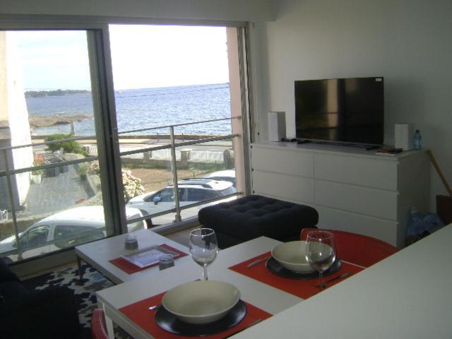 קונקרנו Votre Vue, La Mer, Les Bateaux !!! Wir Sprechen Flieben Deutsch, Touristentipps, We Speak English מראה חיצוני תמונה